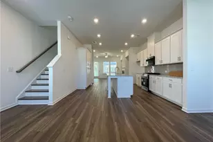 1597 Tilden Ct, Tucker, GA 30084 - Photo 4