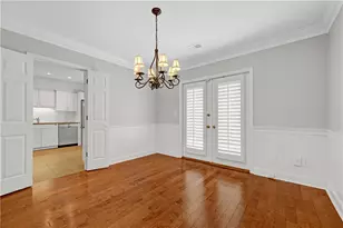 10 Plantation Dr NE, Atlanta, GA 30324 - Photo 8