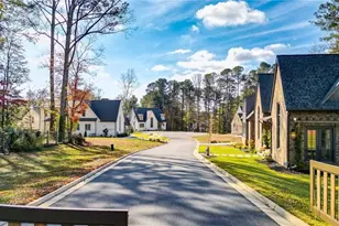 4400 Lakeview Ct, Acworth, GA 30101 - Photo 2
