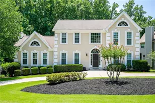 555 Ashvale Overlook, Johns Creek, GA 30005 - Photo 2