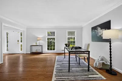 445 Cove Drive NE, Marietta, GA 30067 - Photo 6