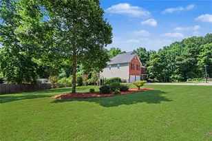 447 Plantation Dr, Jefferson, GA 30549 - Photo 4