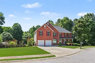 447 Plantation Dr, Jefferson, GA 30549 - Photo 2