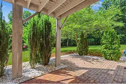 447 Plantation Drive, Jefferson, GA 30549 - Photo 6