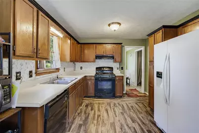 563 Presidential Drive, Dallas, GA 30157 - Photo 8