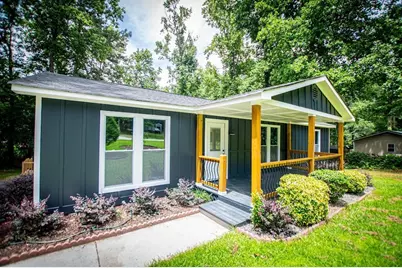 60 Knob Avenue, Carrollton, GA 30116 - Photo 2