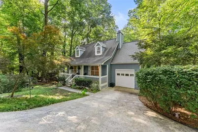 1570 Williams Circle, Cumming, GA 30041 - Photo 6
