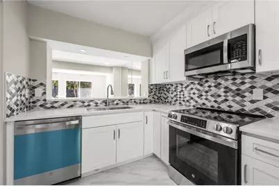 1009 Riverbend Club Drive SE, Atlanta, GA 30339 - Photo 16