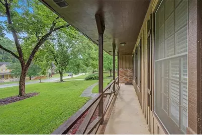2985 Fredrick Drive, Marietta, GA 30062 - Photo 8