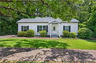 265 3rd Ave, Winder, GA 30680 - Photo 1