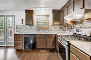 5393 Kristian Ct, Stone Mountain, GA 30088 - Photo 8