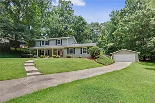 2570 Johnston Rd NW, Kennesaw, GA 30152 - Photo 4