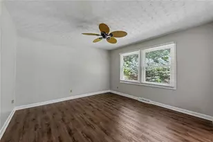 2570 Johnston Rd NW, Kennesaw, GA 30152 - Photo 28