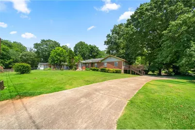 2205 Loring Court, Decatur, GA 30032 - Photo 2