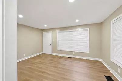 311 Henry Aaron Avenue SW, Atlanta, GA 30310 - Photo 22