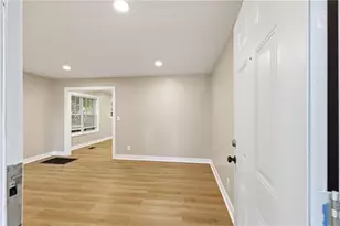 311 Henry Aaron Ave SW, Atlanta, GA 30310 - Photo 16