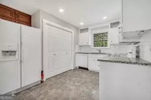 231 Meadowbrook Dr, McDonough, GA 30253 - Photo 4
