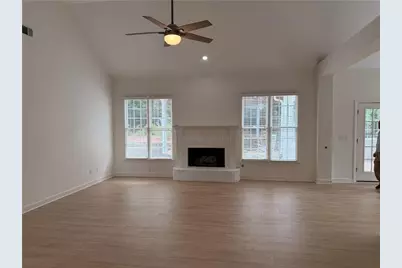 325 North Court, Alpharetta, GA 30004 - Photo 4