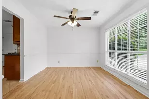 1645 Chase Ridge Ln, Lawrenceville, GA 30043 - Photo 6