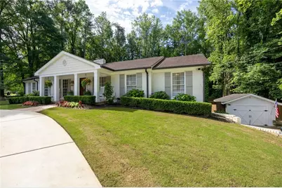 860 Hickory Drive SW, Marietta, GA 30064 - Photo 4