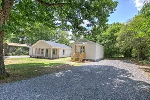 108 Fairview Dr, Cartersville, GA 30120 - Photo 2