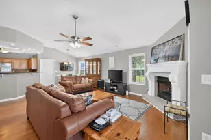 1237 Laurelwood Ln, Lawrenceville, GA 30045 - Photo 6