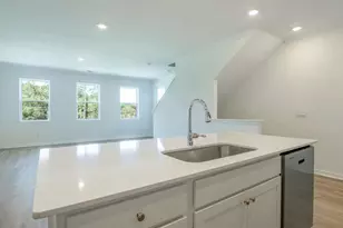 1304 Lakota Pl, Atlanta, GA 30315 - Photo 8