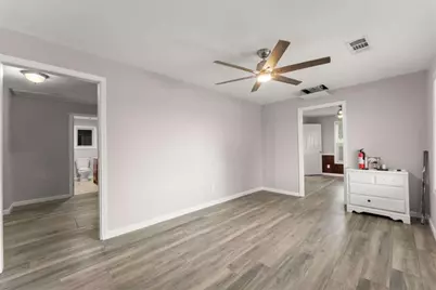 5702 Church Street, Flowery Branch, GA 30542 - Photo 10