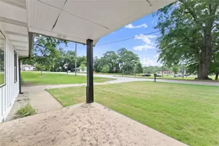 5702 Church St, Flowery Branch, GA 30542 - Photo 6