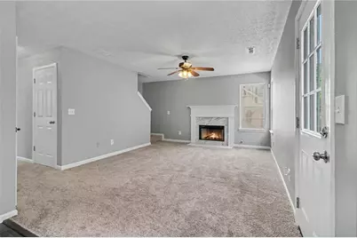 9091 Jenni Circle, Jonesboro, GA 30238 - Photo 8
