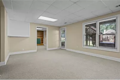 3917 Upland Way, Marietta, GA 30066 - Photo 30
