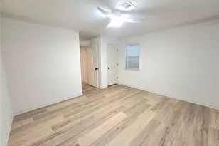 301 Barrington Hills Dr, Atlanta, GA 30350 - Photo 22