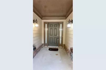 2016 Jameson Circle, Lawrenceville, GA 30043 - Photo 2