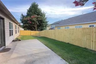 2016 Jameson Circle, Lawrenceville, GA 30043 - Photo 18