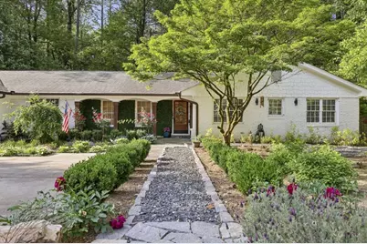 1905 Gainsborough Drive, Chamblee, GA 30341 - Photo 10
