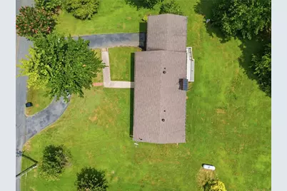 379 Hunt Road NW, Calhoun, GA 30701 - Photo 12