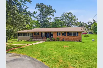 379 Hunt Road NW, Calhoun, GA 30701 - Photo 1