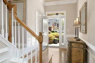 1404 Lexington Dr, Roswell, GA 30075 - Photo 4