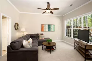 1404 Lexington Dr, Roswell, GA 30075 - Photo 10