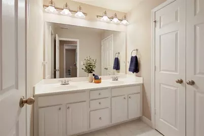1404 Lexington Dr, Roswell, GA 30075 - Photo 32