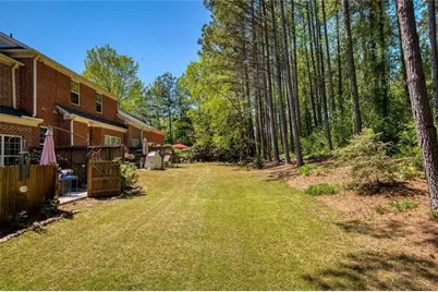 1404 Lexington Dr, Roswell, GA 30075 - Photo 42