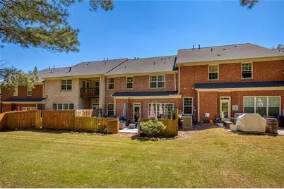 1404 Lexington Dr, Roswell, GA 30075 - Photo 40