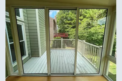 13580 Weycroft Circle, Alpharetta, GA 30004 - Photo 10