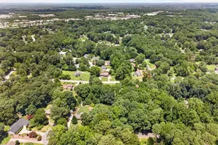 2220 Valley Creek Cir, Snellville, GA 30078 - Photo 56