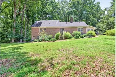 2220 Valley Creek Circle, Snellville, GA 30078 - Photo 48