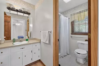 2220 Valley Creek Circle, Snellville, GA 30078 - Photo 6