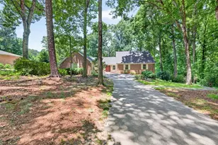 2220 Valley Creek Cir, Snellville, GA 30078 - Photo 48