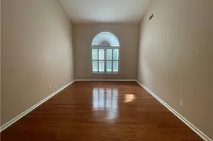 420 Starfire Ct, Suwanee, GA 30024 - Photo 4