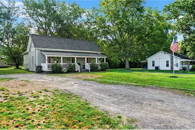 28 School Street NE, White, GA 30184 - Photo 2