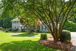 7610 Nesbit Ferry Rd, Sandy Springs, GA 30350 - Photo 4